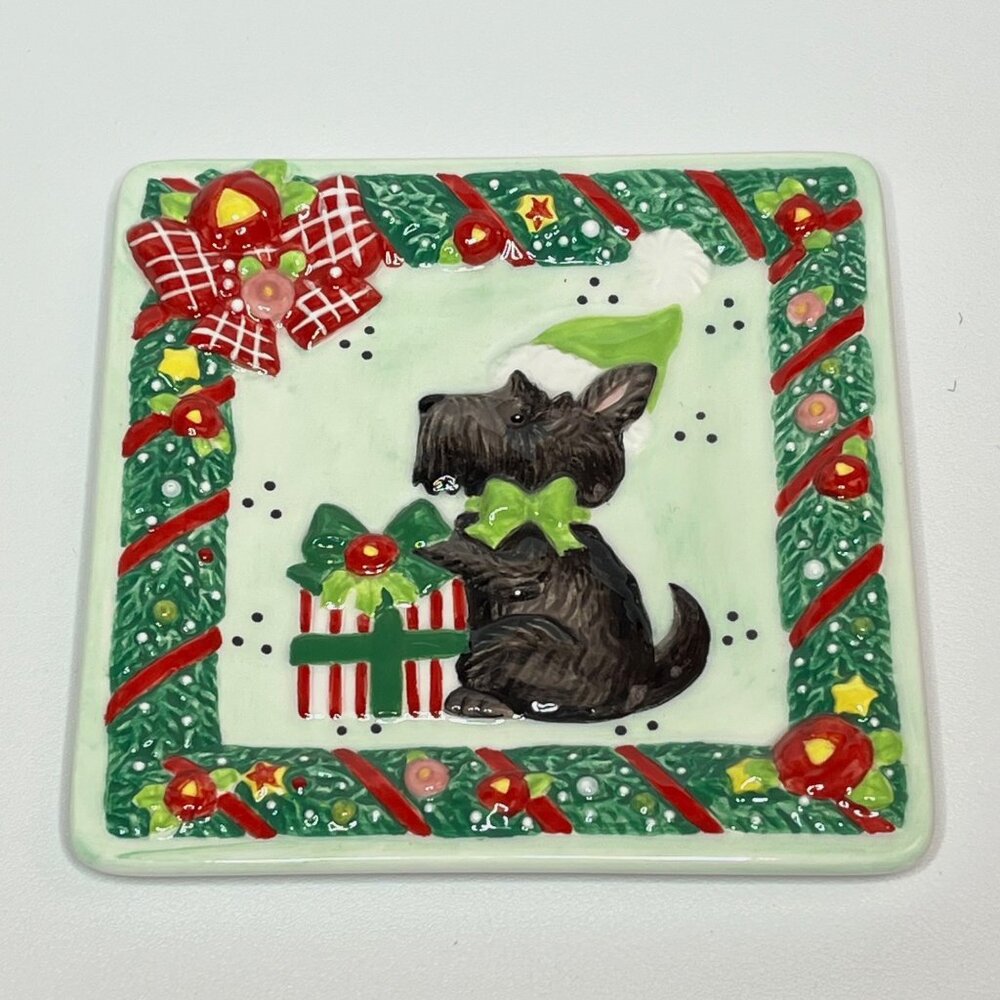 Mary Engelbreit Scottie Christmas Decorative Mini Plates - Picture 4 of 14